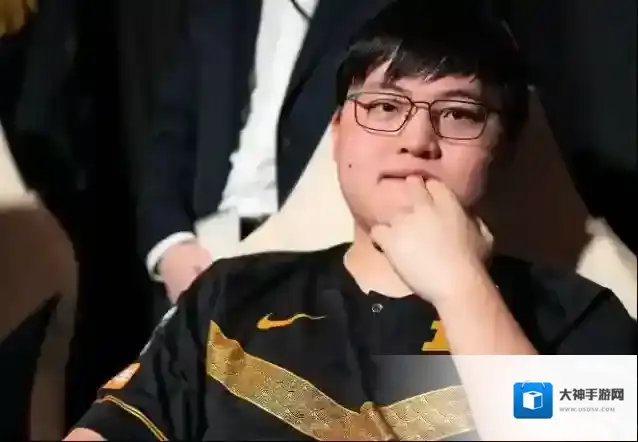 UZI选手排位疯狂使用神话装备狂风之力